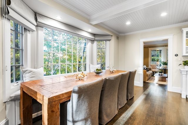 20 Grove Pl, Winchester, MA 01890