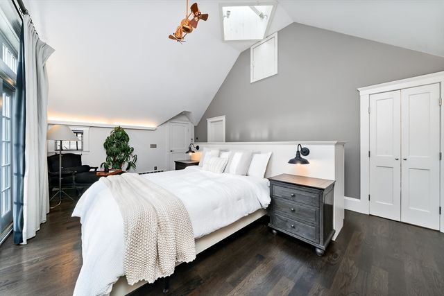 20 Grove Pl, Winchester, MA 01890