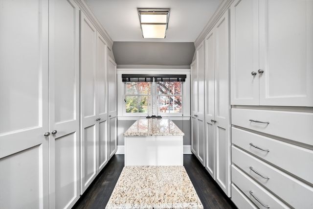 20 Grove Pl, Winchester, MA 01890