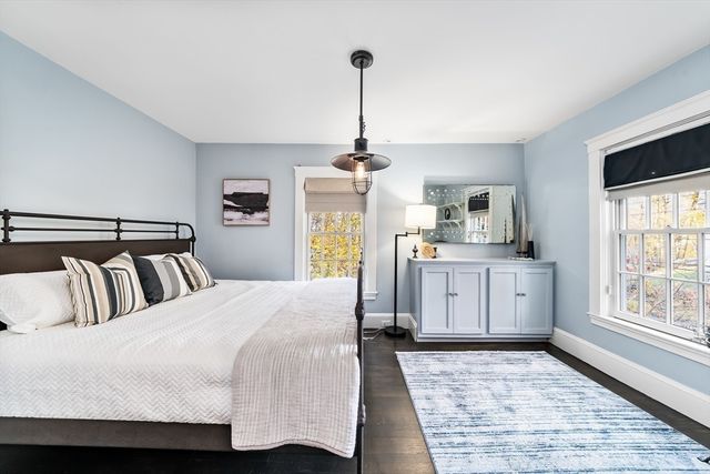 20 Grove Pl, Winchester, MA 01890