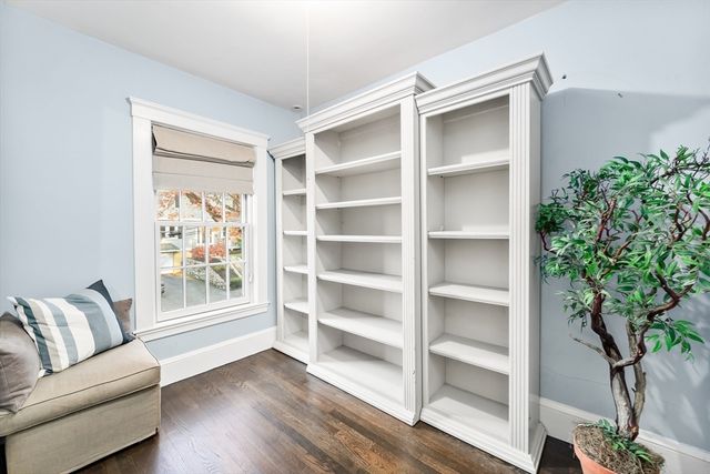 20 Grove Pl, Winchester, MA 01890