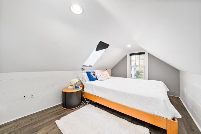 20 Grove Pl, Winchester, MA 01890