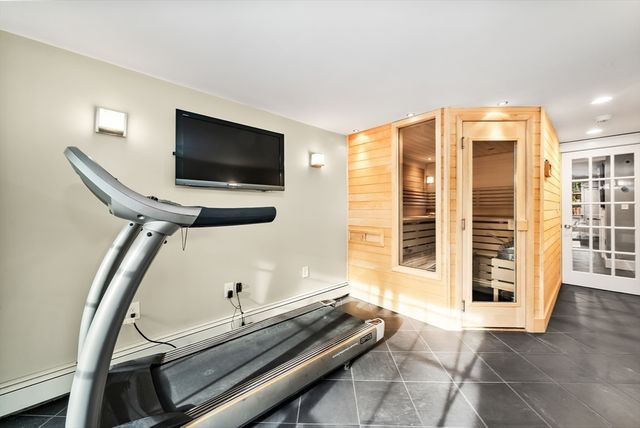 20 Grove Pl, Winchester, MA 01890