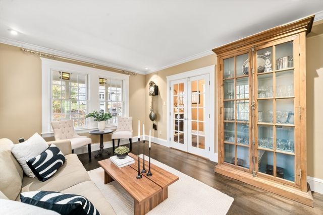 20 Grove Pl, Winchester, MA 01890