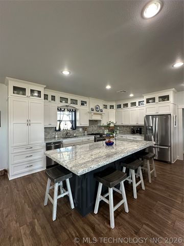 27740 N 4020 Road, Ramona, OK 74061