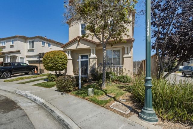 36 Vista Verde Circle, Watsonville, CA 95076