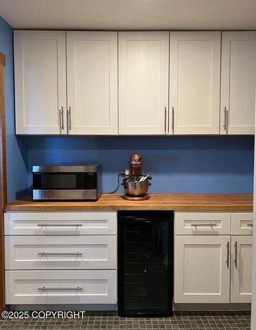 301 Cedar Street, Craig, AK 99921