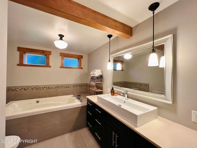 301 Cedar Street, Craig, AK 99921