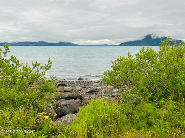 301 Cedar Street, Craig, AK 99921