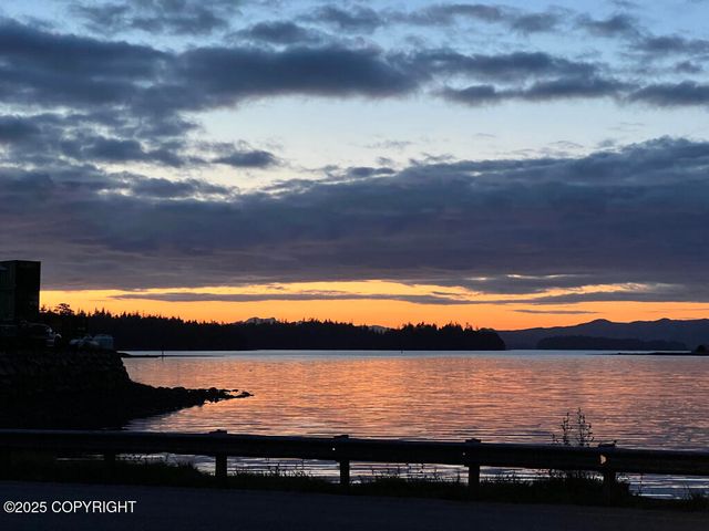 301 Cedar Street, Craig, AK 99921