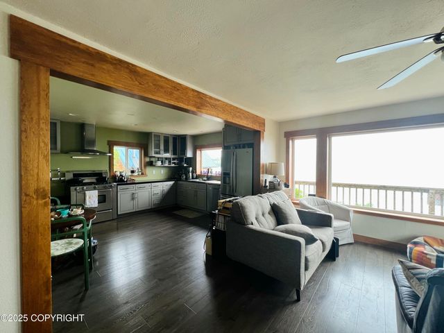 301 Cedar Street, Craig, AK 99921