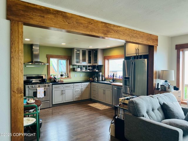 301 Cedar Street, Craig, AK 99921