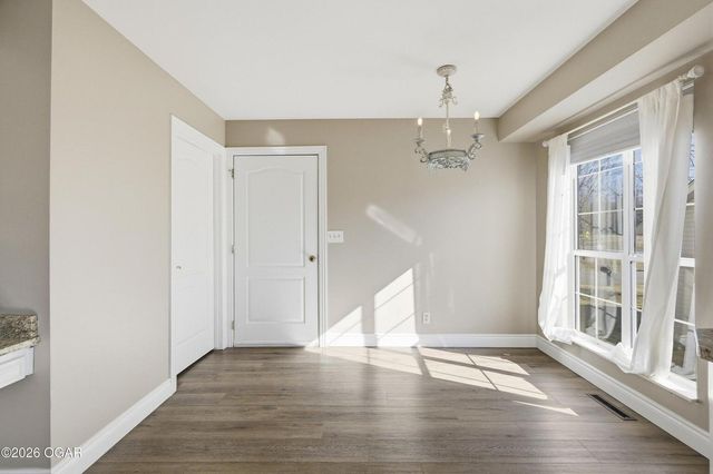 2712 N Park Avenue, Joplin, MO 64801