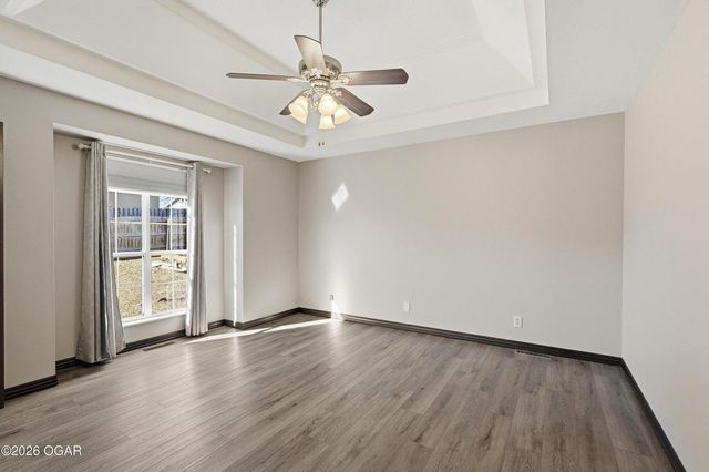 2712 N Park Avenue, Joplin, MO 64801