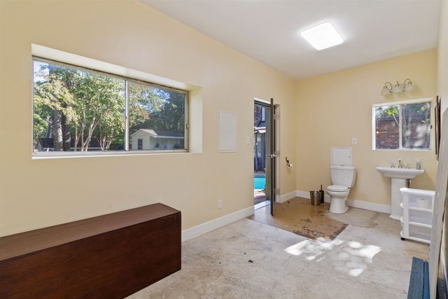 2623 SURREY WOOD DR, Bartlett, TN 38134