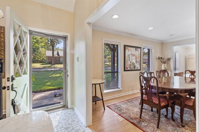 2623 SURREY WOOD DR, Bartlett, TN 38134