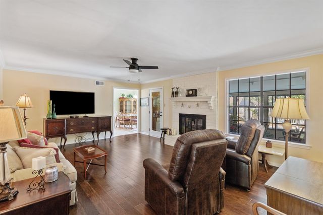 2623 SURREY WOOD DR, Bartlett, TN 38134