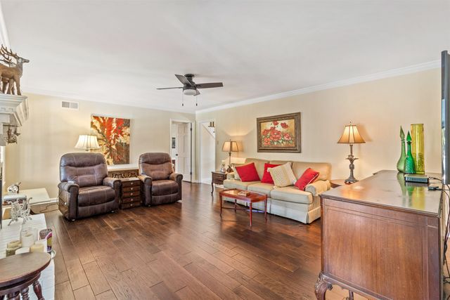 2623 SURREY WOOD DR, Bartlett, TN 38134