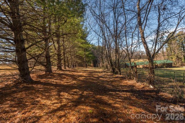 99999 Sunnyview Terrace A, Asheville, NC 28806