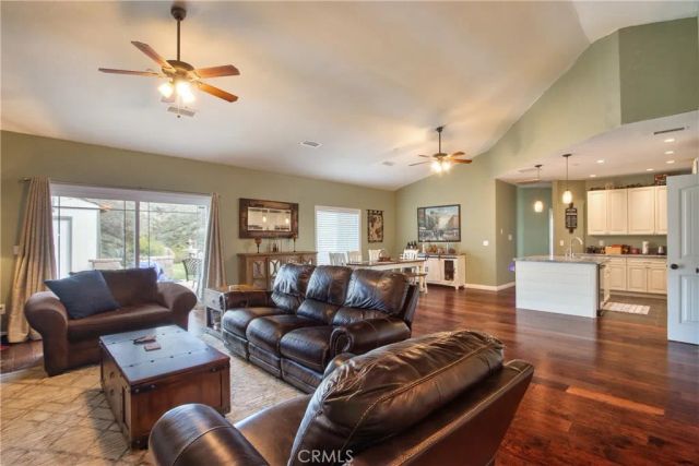 40105 Voyager, Temecula, CA 92592