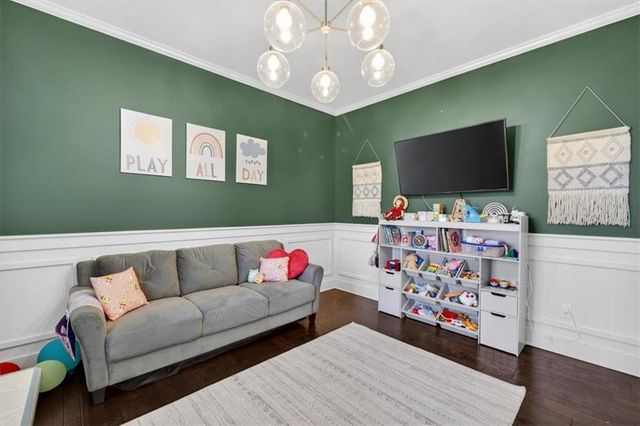 19104 W 100th Terrace, Lenexa, KS 66220