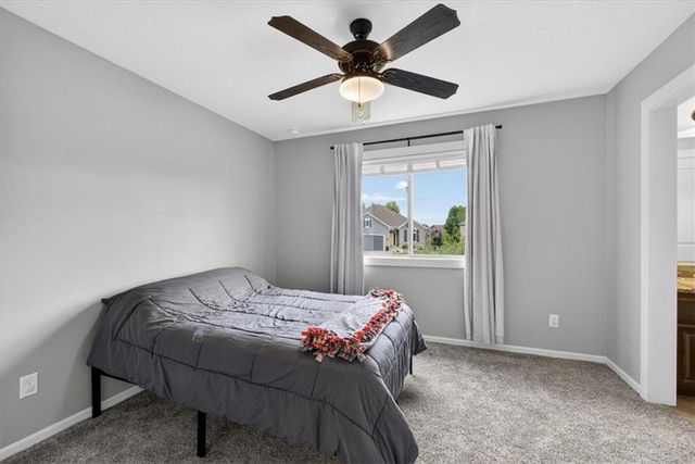 19104 W 100th Terrace, Lenexa, KS 66220