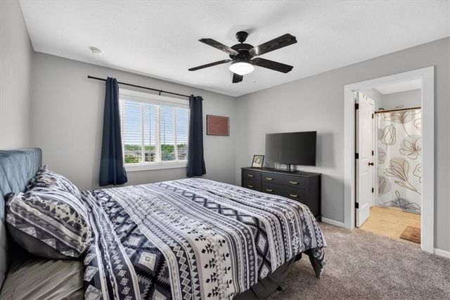 19104 W 100th Terrace, Lenexa, KS 66220