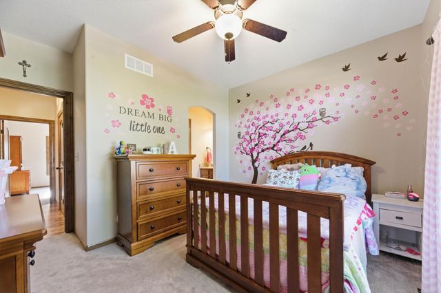 214 N City View Cir, Wichita, KS 67235