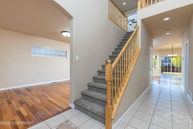 11335 Tulin Park Loop, Anchorage, AK 99516