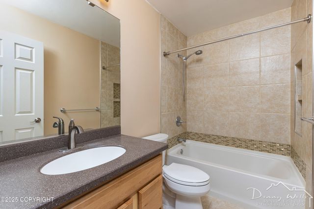 11335 Tulin Park Loop, Anchorage, AK 99516