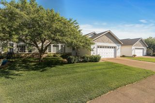 89 Bridgewater Trail, Hudson, WI 54016