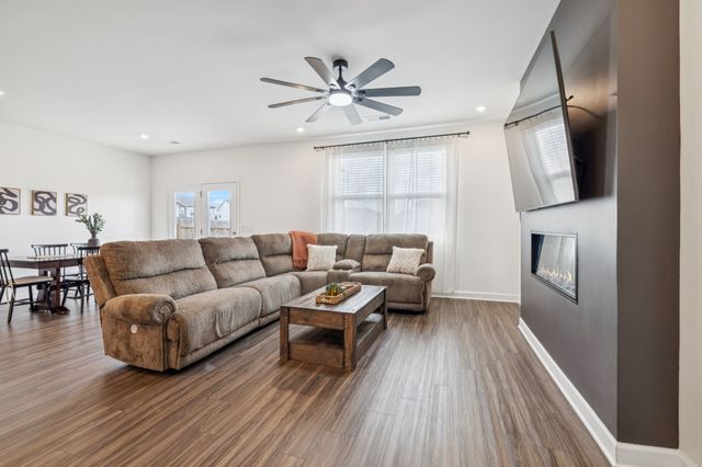 330 Ellis Ln, Lebanon, TN 37087