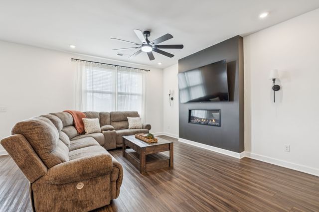 330 Ellis Ln, Lebanon, TN 37087