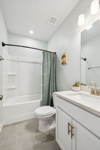 330 Ellis Ln, Lebanon, TN 37087