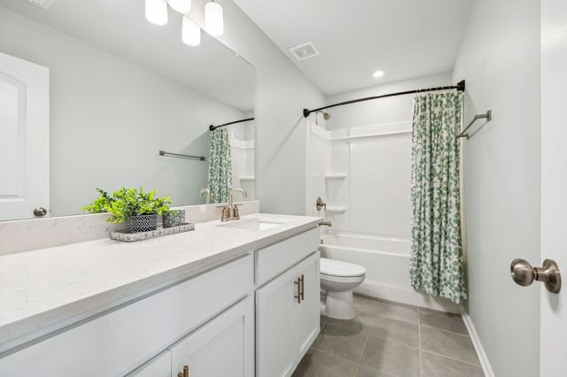 330 Ellis Ln, Lebanon, TN 37087