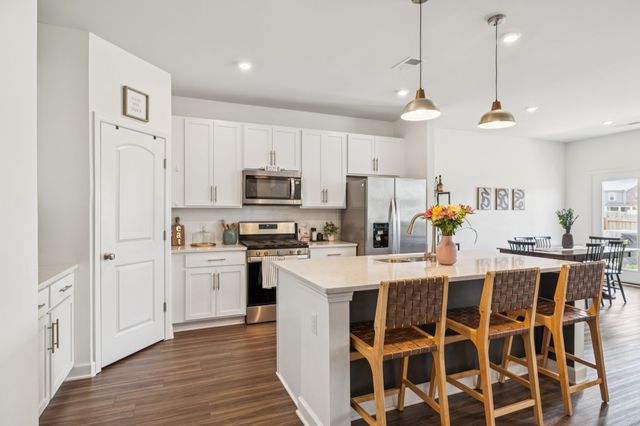 330 Ellis Ln, Lebanon, TN 37087