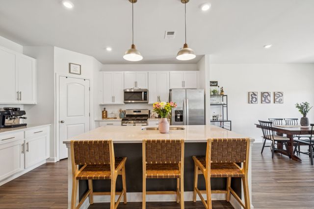 330 Ellis Ln, Lebanon, TN 37087