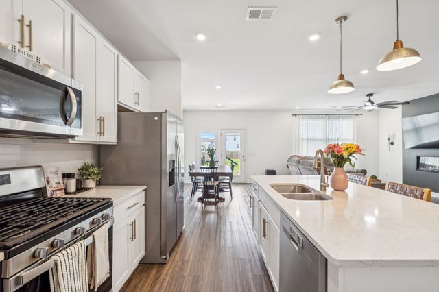 330 Ellis Ln, Lebanon, TN 37087