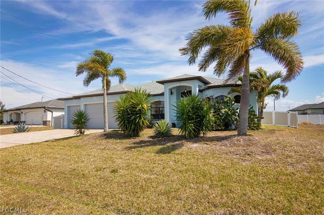 2123 NW 41st PL, Cape Coral, FL 33993