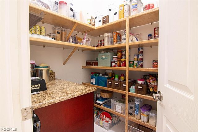 2123 NW 41st PL, Cape Coral, FL 33993