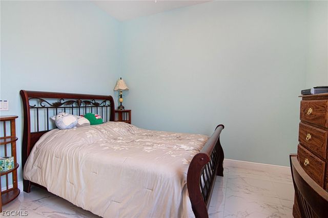 2123 NW 41st PL, Cape Coral, FL 33993