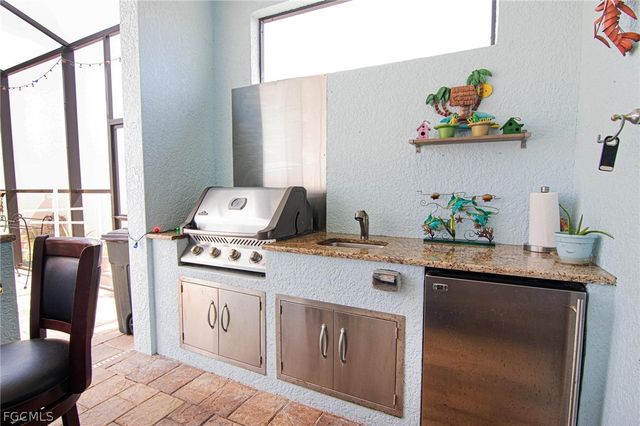 2123 NW 41st PL, Cape Coral, FL 33993