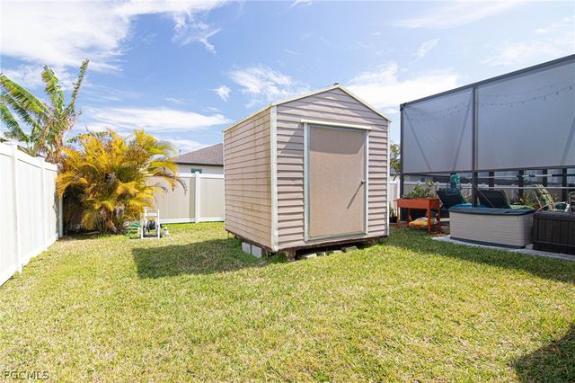 2123 NW 41st PL, Cape Coral, FL 33993