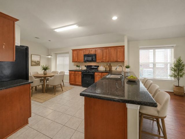 9211 Taftsberry Drive, Houston, TX 77095
