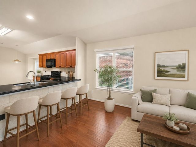 9211 Taftsberry Drive, Houston, TX 77095