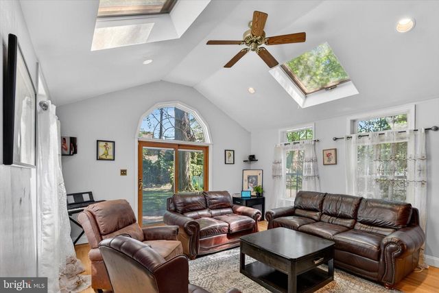 1113 DREXEL AVE, Drexel Hill, PA 19026