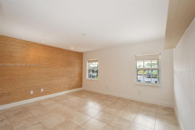 1734 NE 142nd St, North Miami, FL 33181