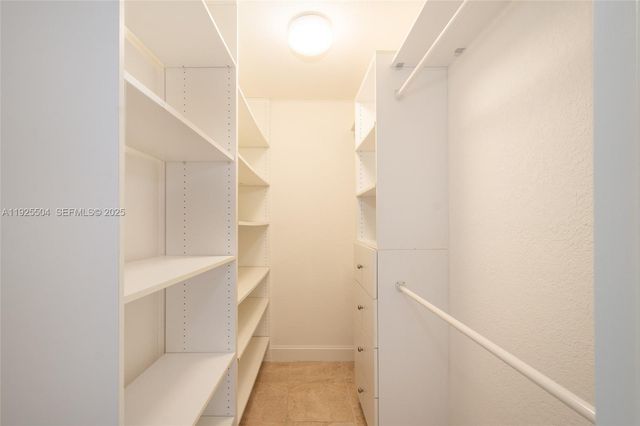 1734 NE 142nd St, North Miami, FL 33181