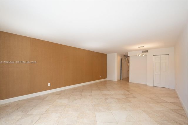 1734 NE 142nd St, North Miami, FL 33181