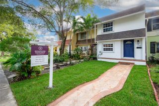 1734 NE 142nd St, North Miami, FL 33181